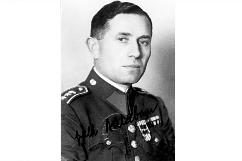 fotografiepodplukovník i. m. generálmajor Josef Balabán