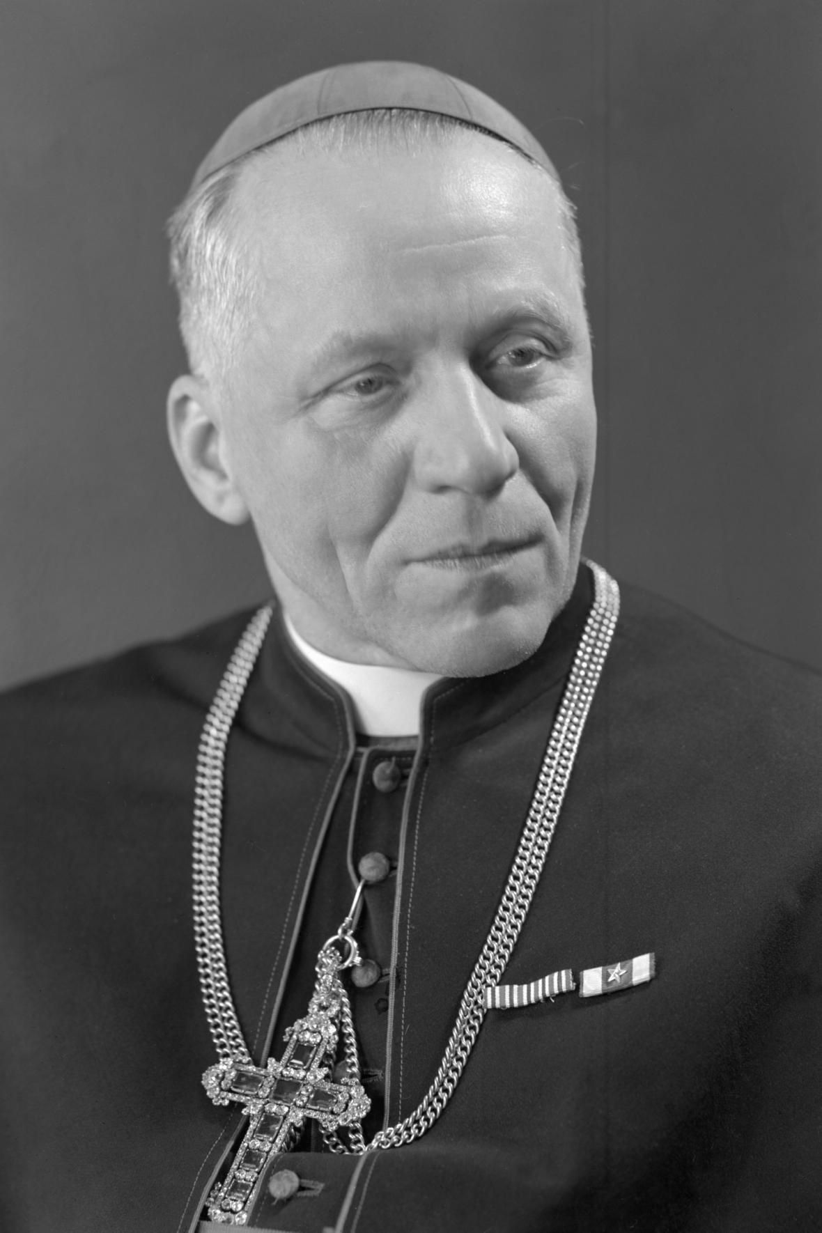 fotografieprof. ThDr. Josef kardinál Beran dr. h. c. mult.