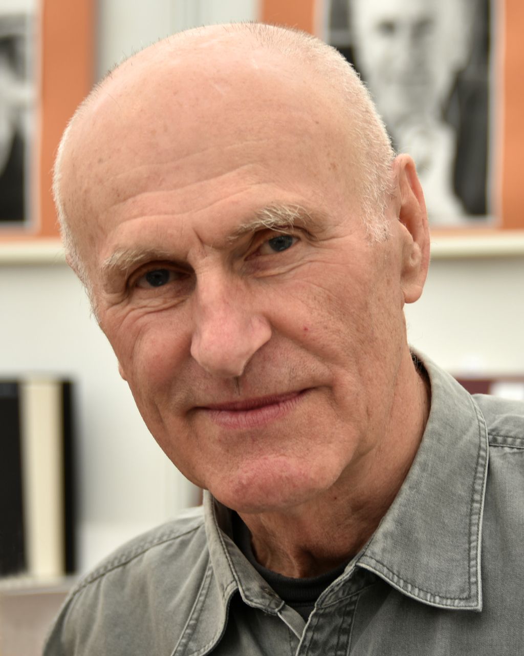 fotografieprof. PhDr. Martin Hilský CSc., dr. h. c., MBE