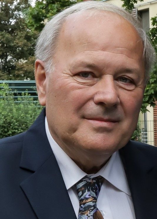 fotografieMgr. Pavel Krchov 